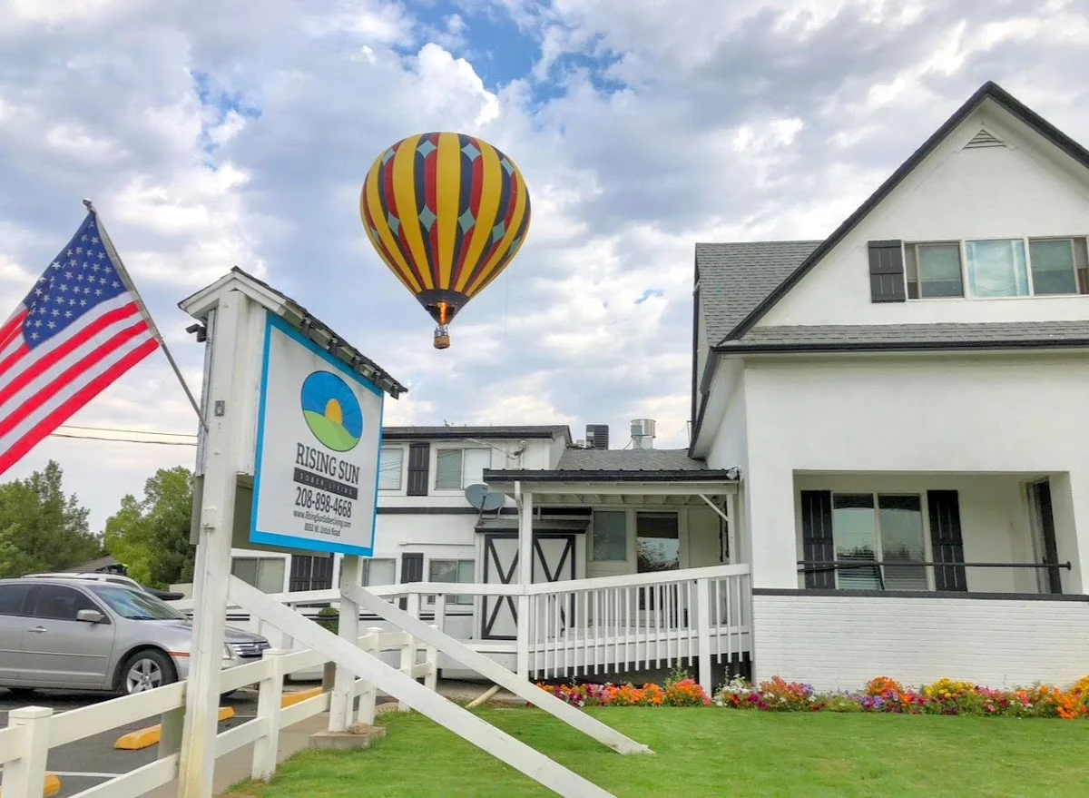 Rising Sun Sober Living - Photo 1